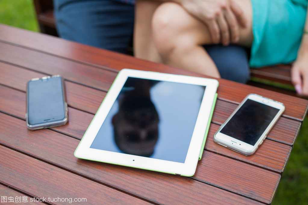 平板电脑与智能手机 移动科技的双翼